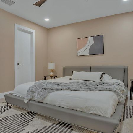 Stunning 2 Story Villa With Pool Fort Lauderdale Esterno foto