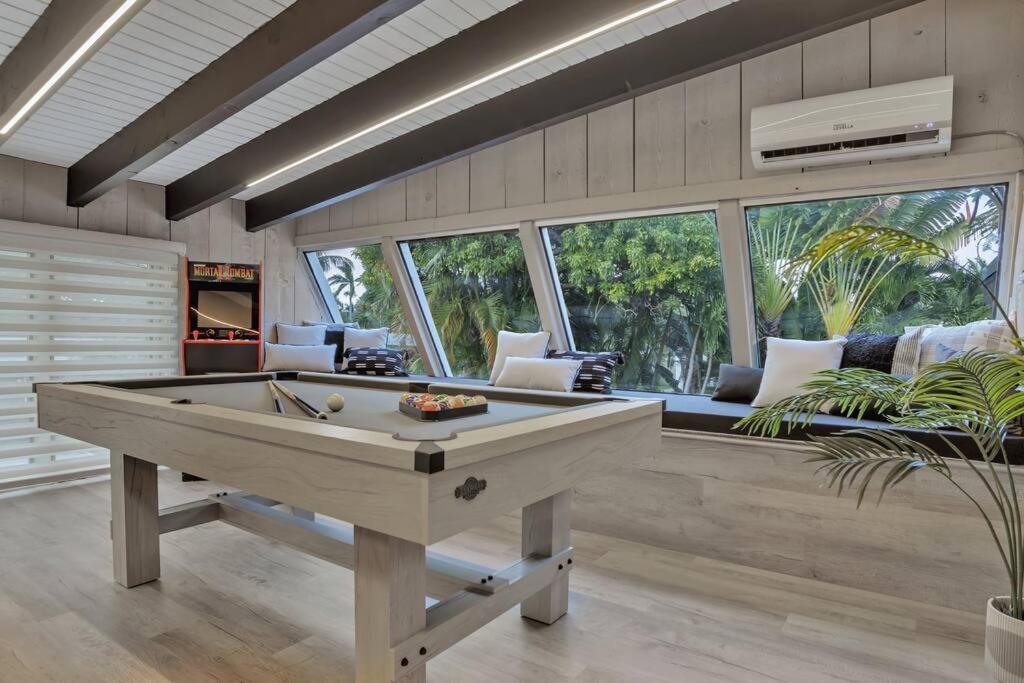 Stunning 2 Story Villa With Pool Fort Lauderdale Esterno foto