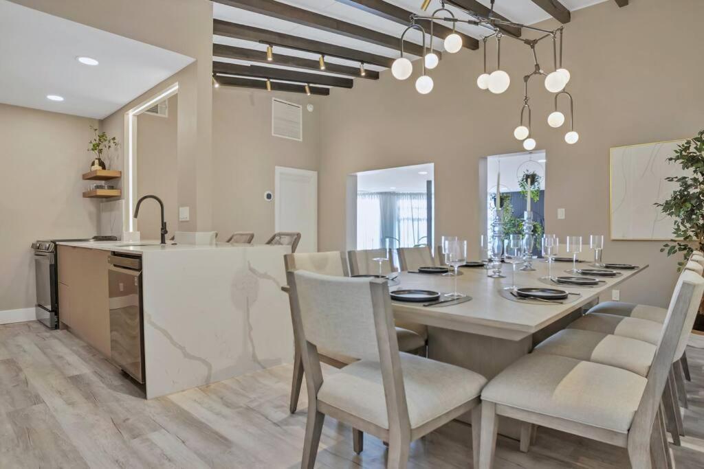 Stunning 2 Story Villa With Pool Fort Lauderdale Esterno foto